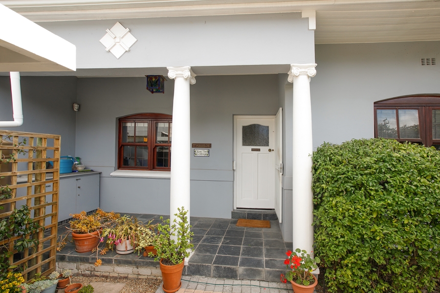 2 Bedroom Property for Sale in Harfield Village Western Cape